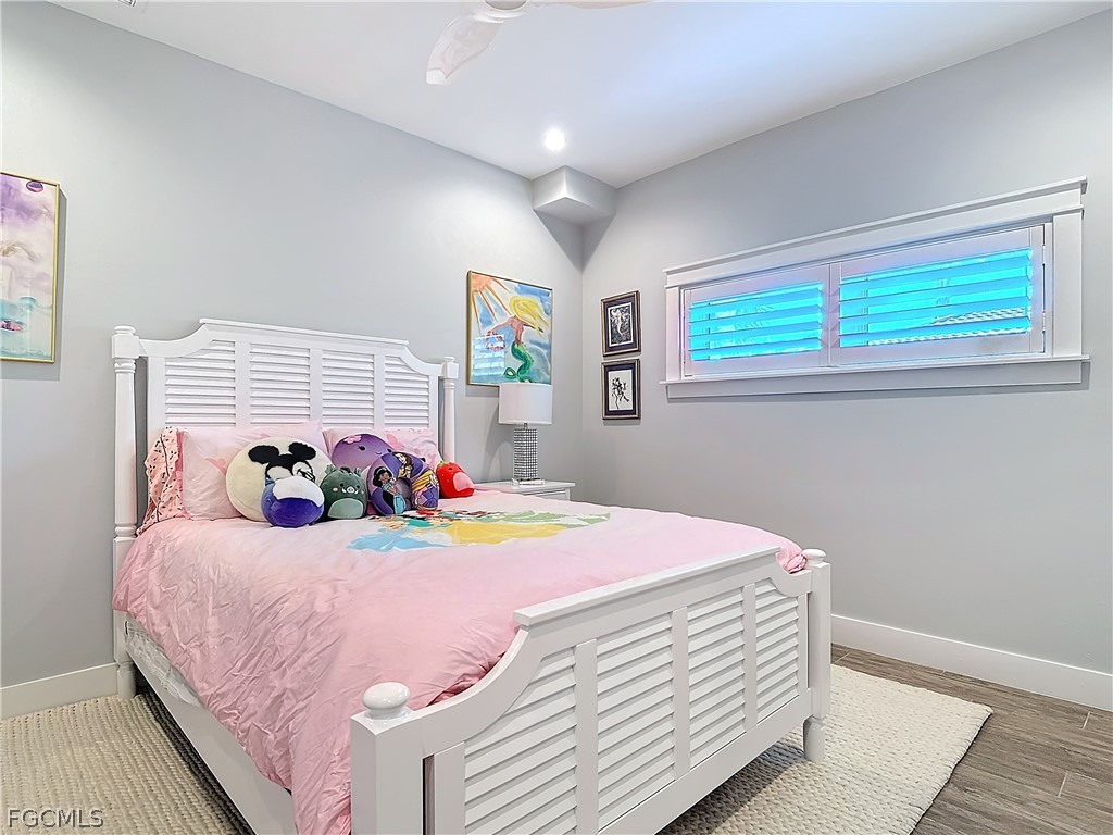 750 Periwinkle Way Sanibel FL 33957 2026011964 image12