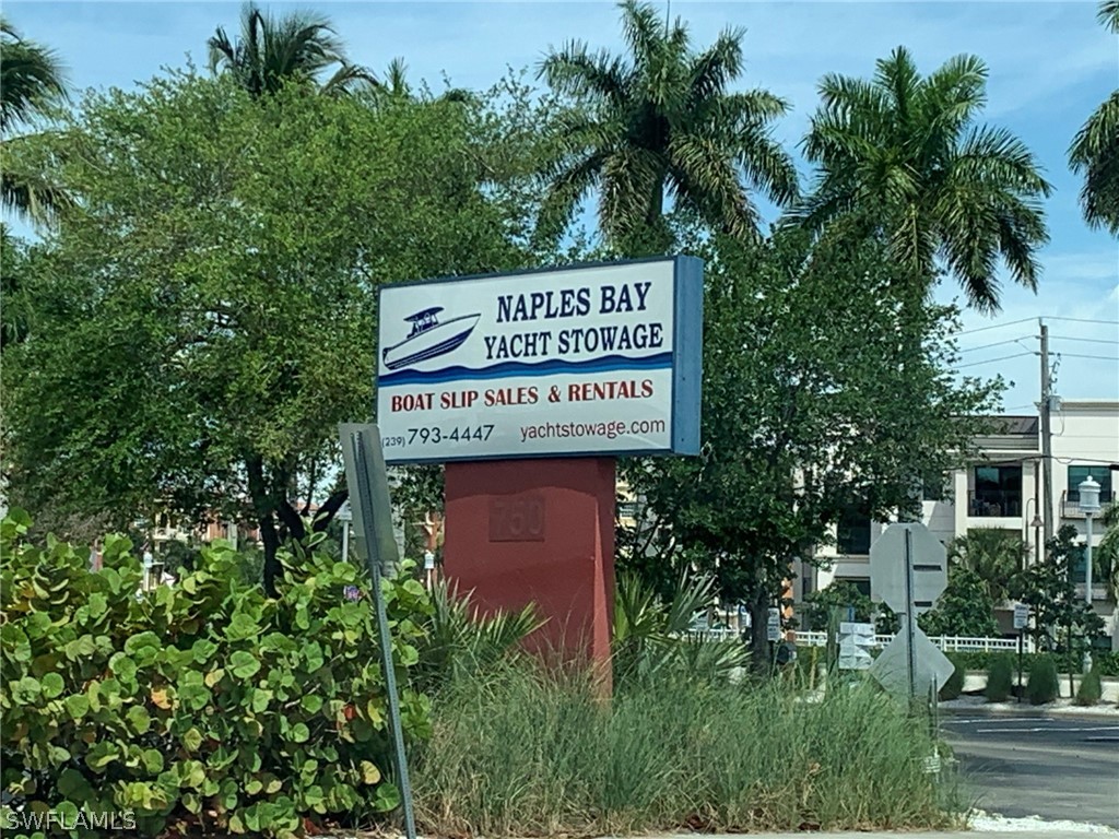 750 River Point Drive Naples FL 34102 223000381 image1