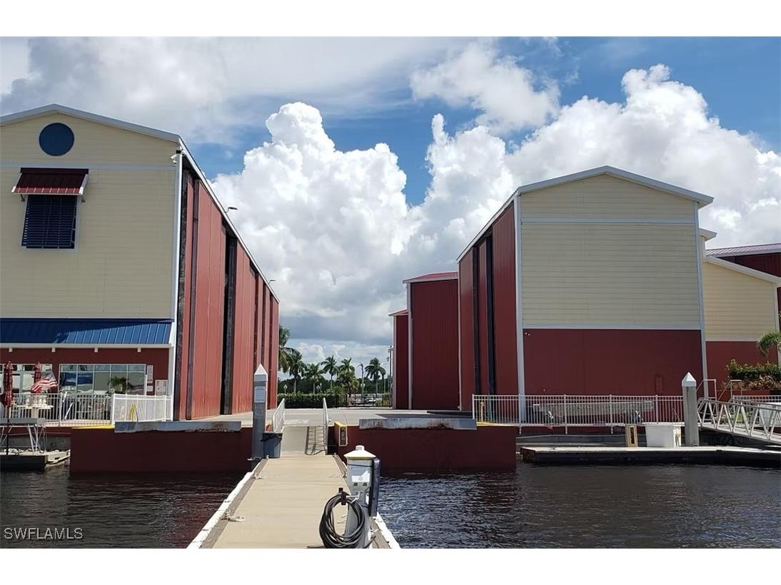 750 River Point Drive Naples FL 34102 224020111 image9