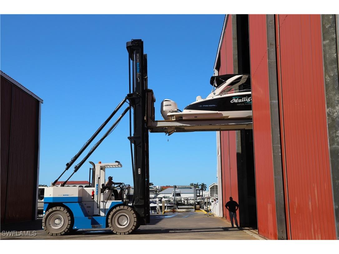 750 River Point Drive Naples FL 34102 225072060 image4