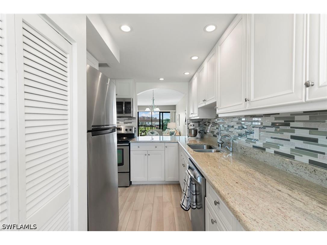 750 W Elkcam Circle #215 Marco Island FL 34145 226023464 image15