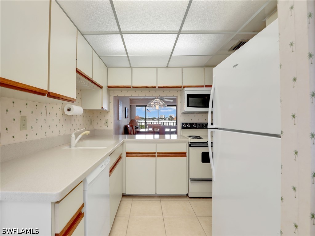 750 W Elkcam Circle #219 Marco Island FL 34145 226015189 image9