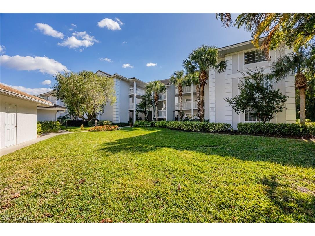 750 Waterford Drive #104 Naples FL 34113 226006110 image1