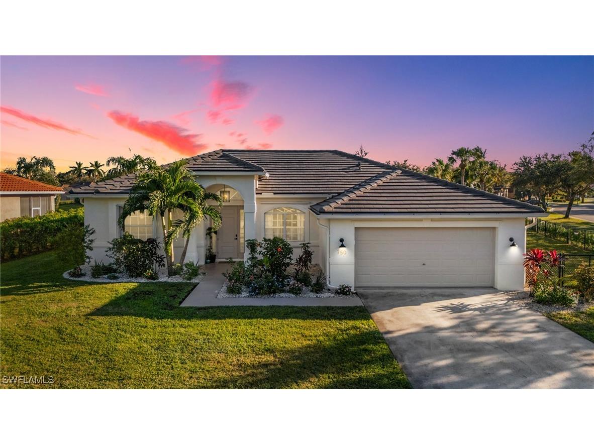 750 Waterloo Court Naples FL 34120 224095464 image1