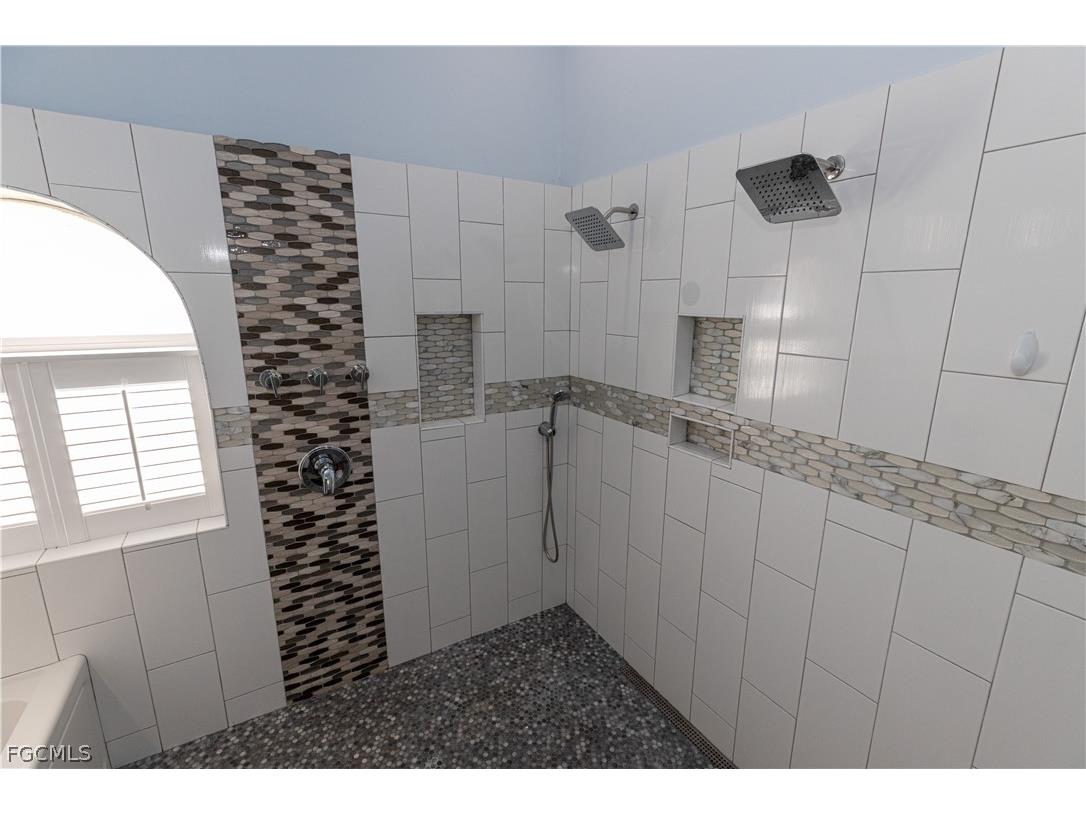 7500 Cameron Circle Fort Myers FL 33912 2026000912 image15