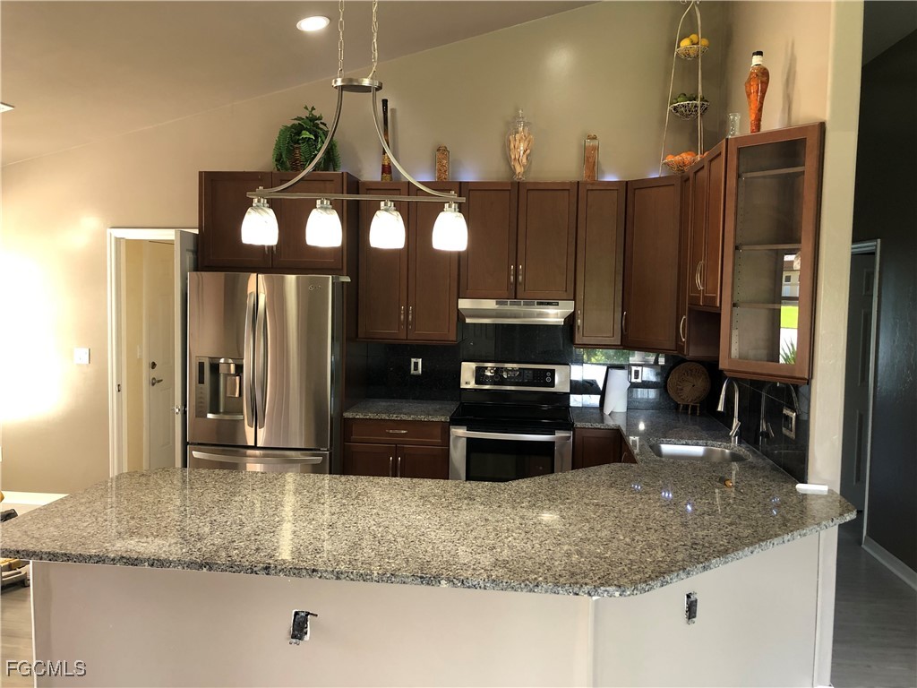 7500 Cameron Circle Fort Myers FL 33912 2026000912 image2