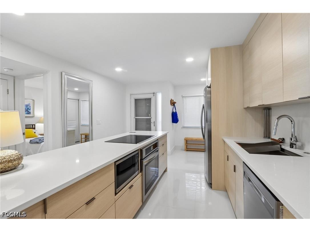 7500 Estero Boulevard #102 Fort Myers Beach FL 33931 2026022069 image4