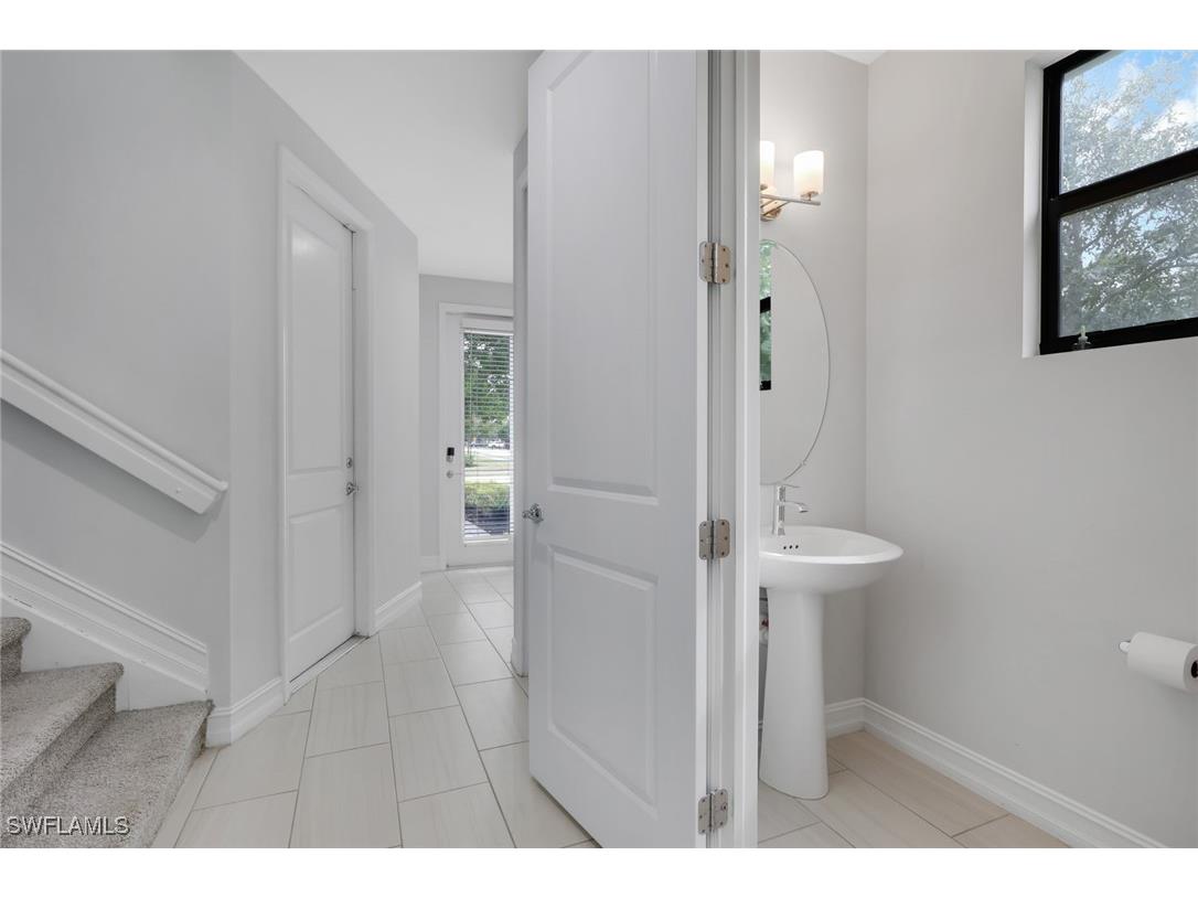 7501 Carnegie Way Naples FL 34119 225053842 image22