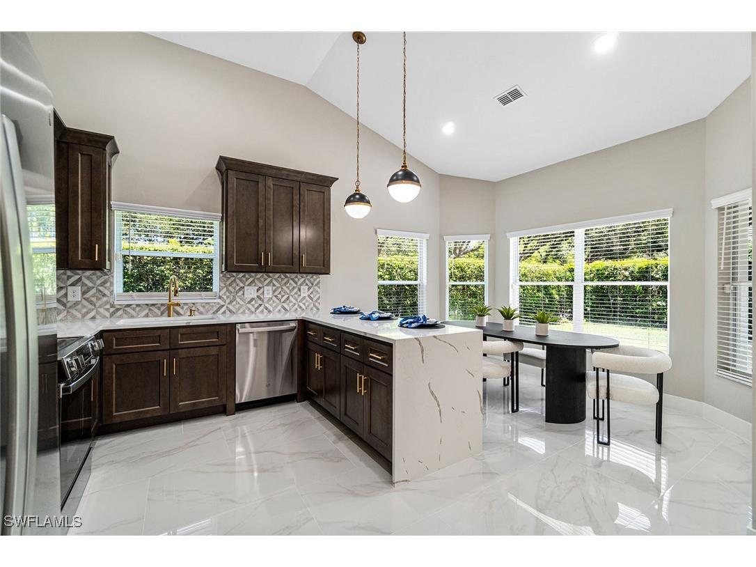 7501 San Miguel Way Naples FL 34109 225053805 image4