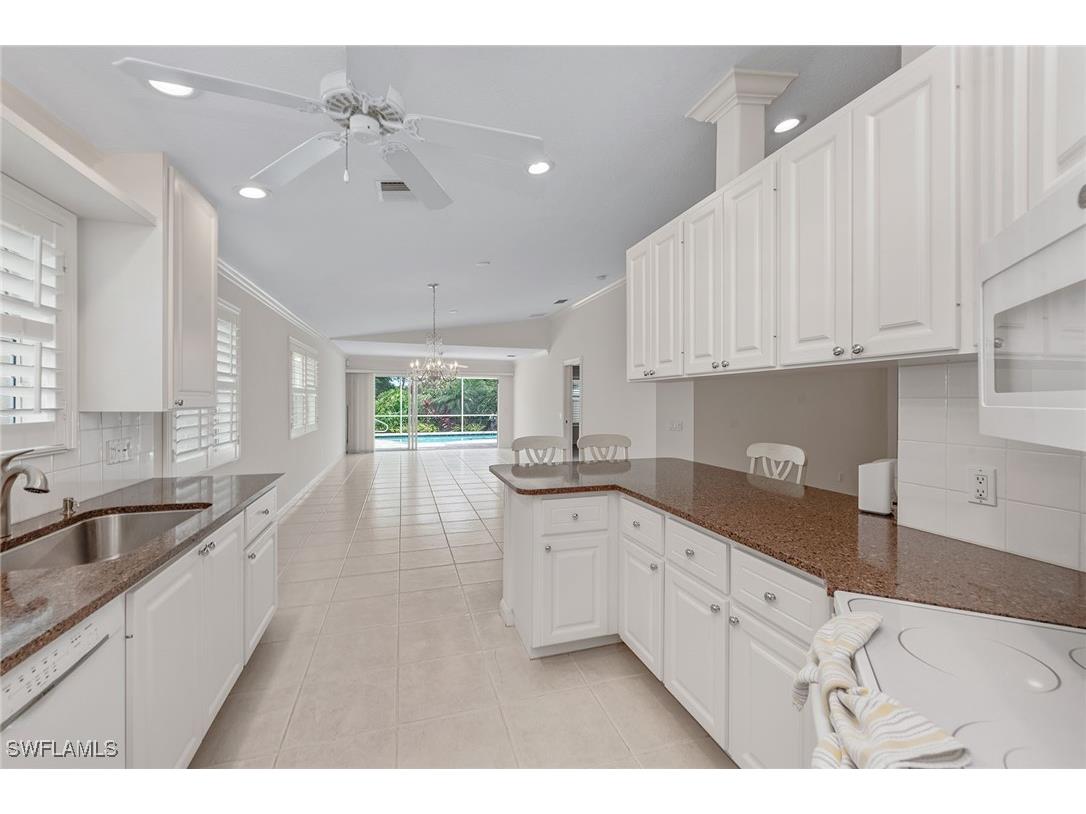 7503 Firenze Lane Naples FL 34114 225053409 image3