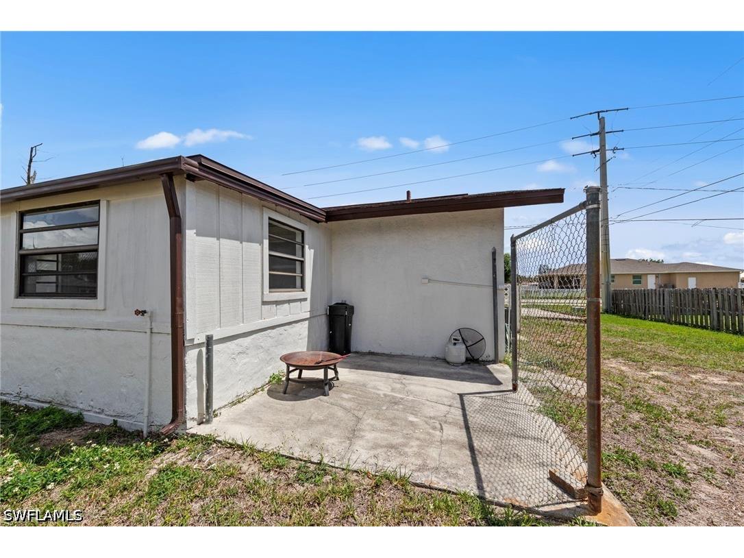 7503 Sanibel Boulevard Fort Myers FL 33967 226014291 image25