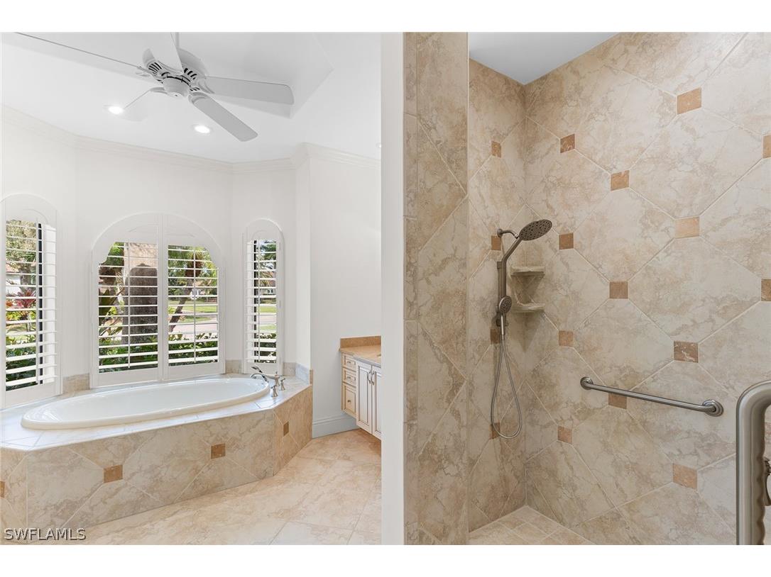 7506 Hogan Court Naples FL 34113 226009116 image20