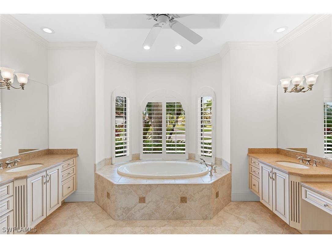 7506 Hogan Court Naples FL 34113 226009116 image21