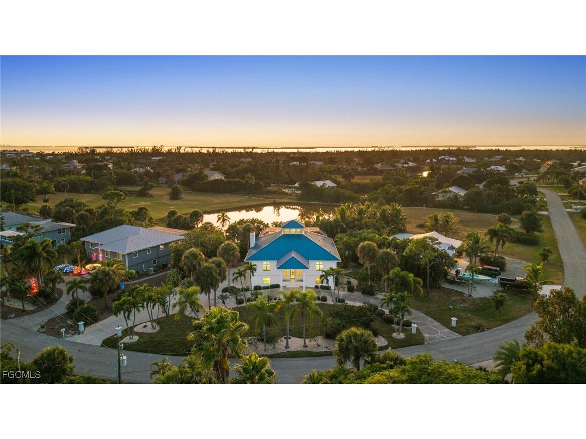 7507 Grande Pine Road Bokeelia FL 33922 2025024276 image38