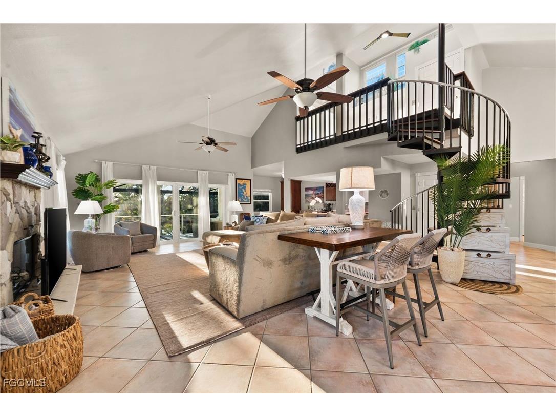 7507 Grande Pine Road Bokeelia FL 33922 2025024276 image4