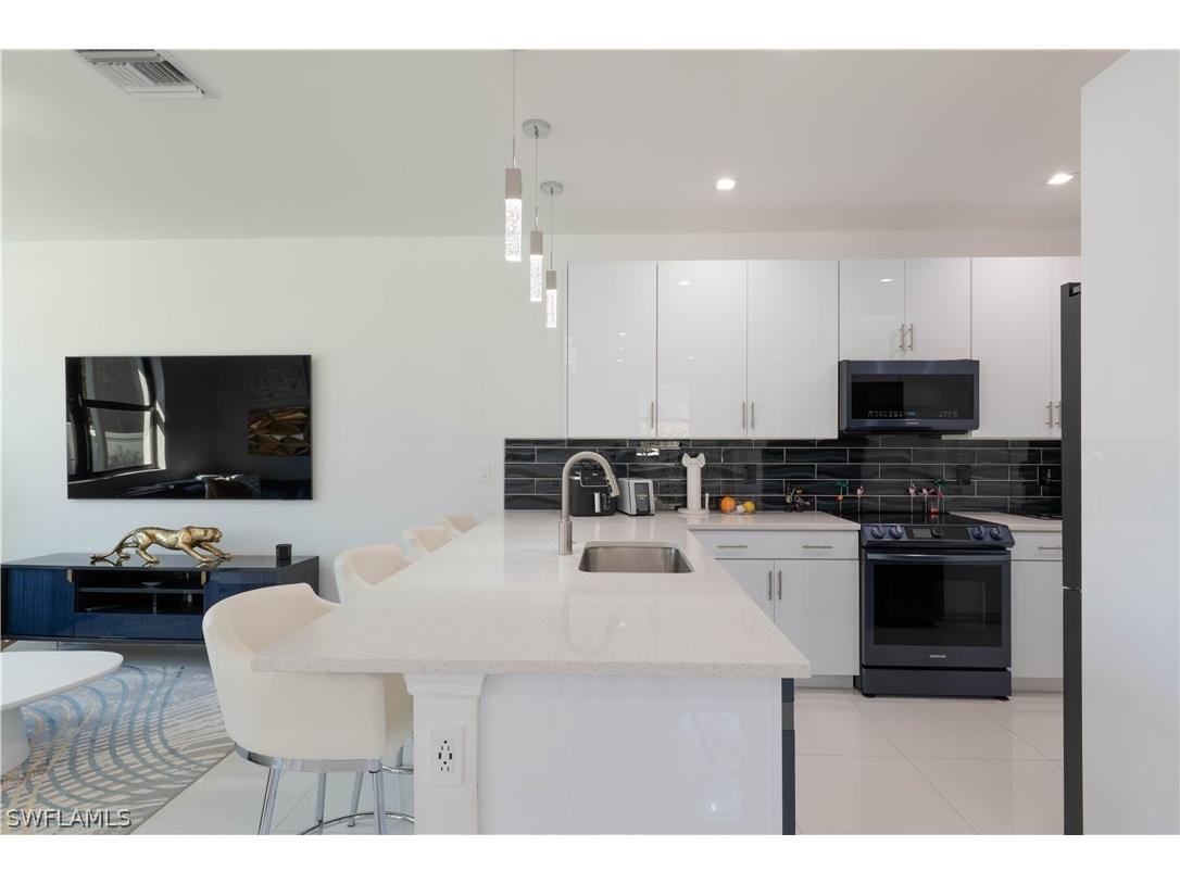 7510 Rockefeller Drive Naples FL 34119 226010435 image8