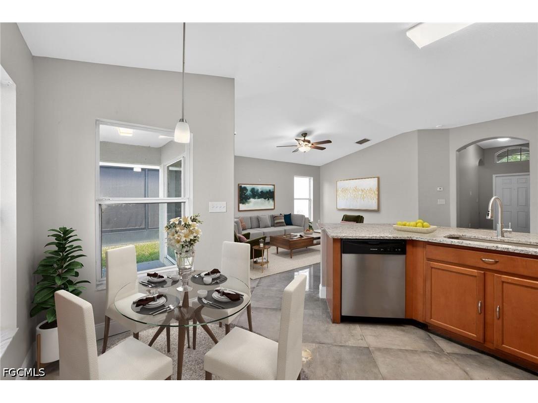 7513 Turtle View Drive Ruskin FL 33573 2026021039 image22
