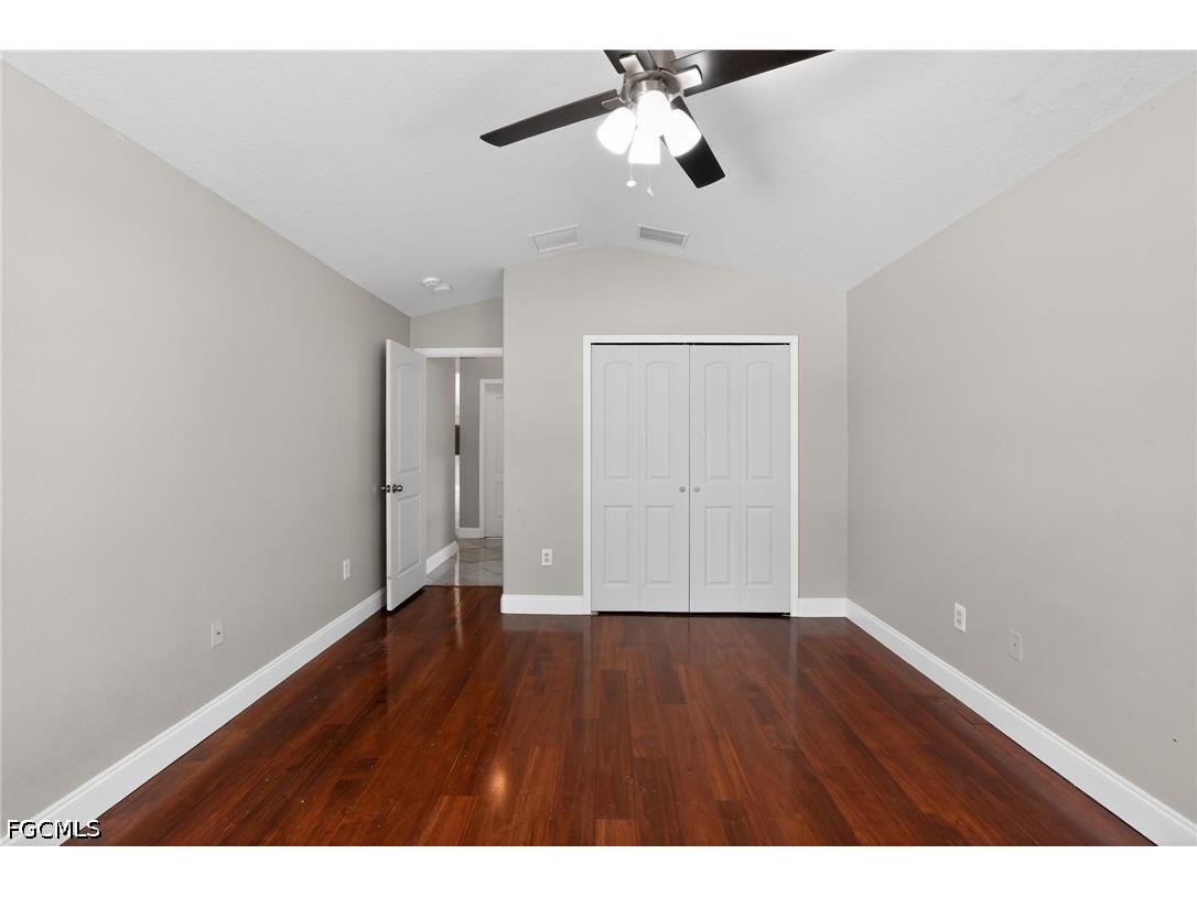 7513 Turtle View Drive Ruskin FL 33573 2026021039 image32