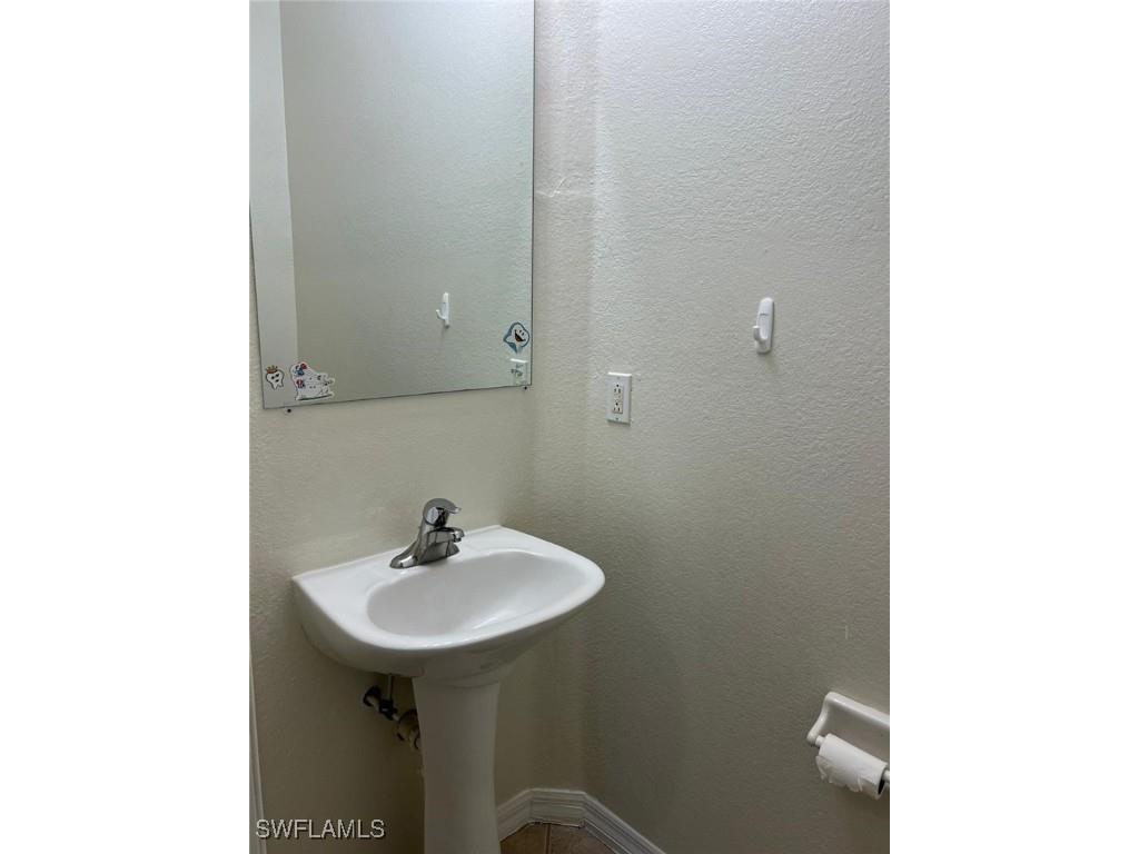 7515 Bristol Circle Naples FL 34120 225080821 image17