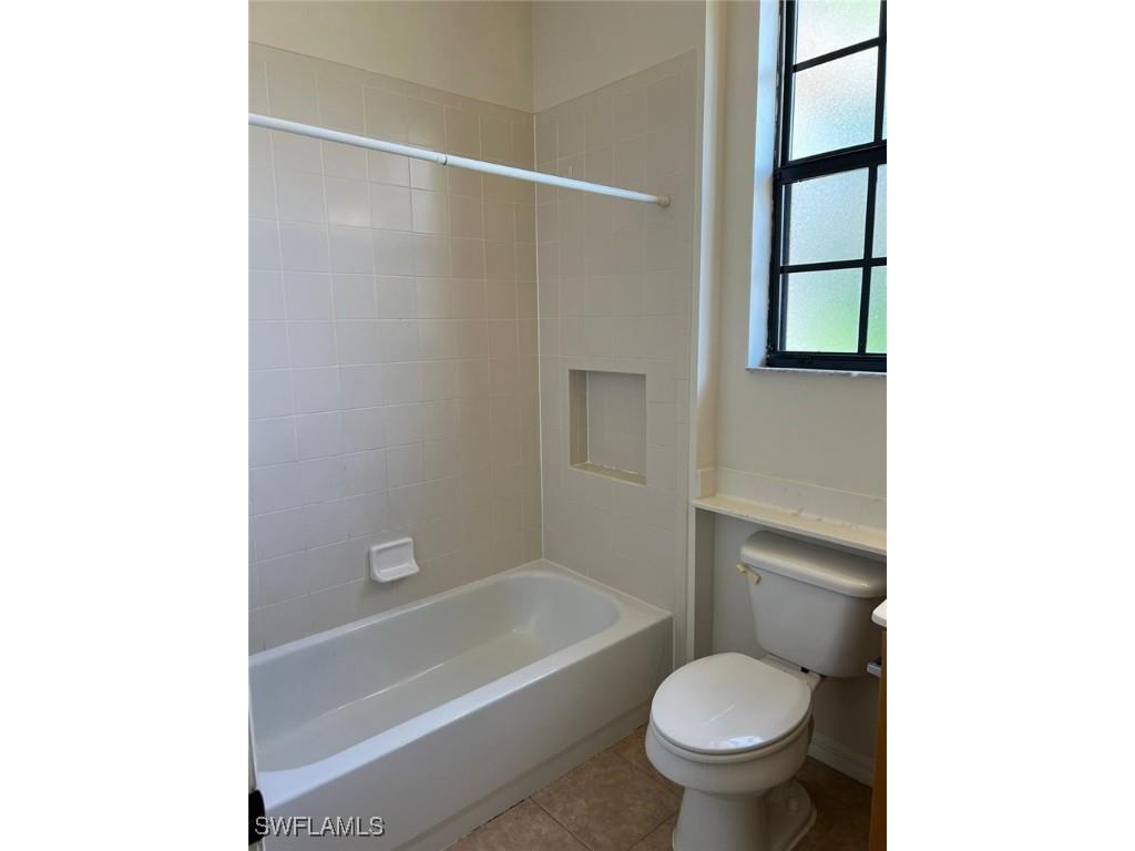 7515 Bristol Circle Naples FL 34120 225080821 image32