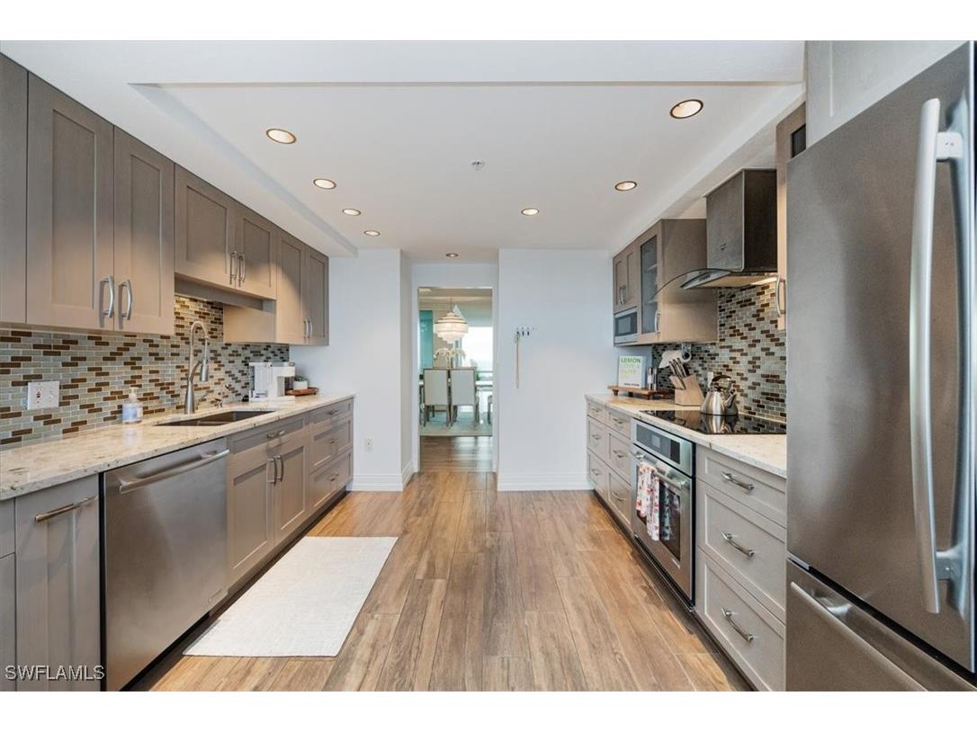 7515 Pelican Bay Boulevard #14A Naples FL 34108 225073145 image10