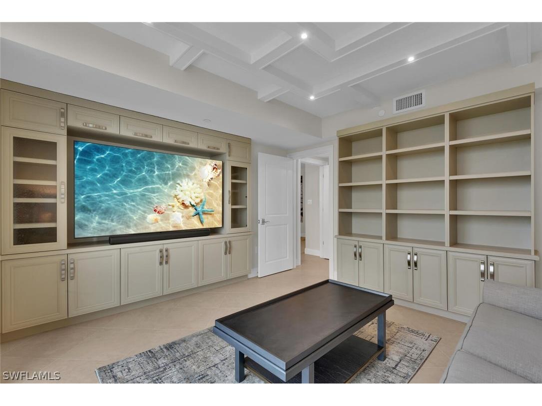 7515 Pelican Bay Boulevard #17D Naples FL 34108 226006943 image13