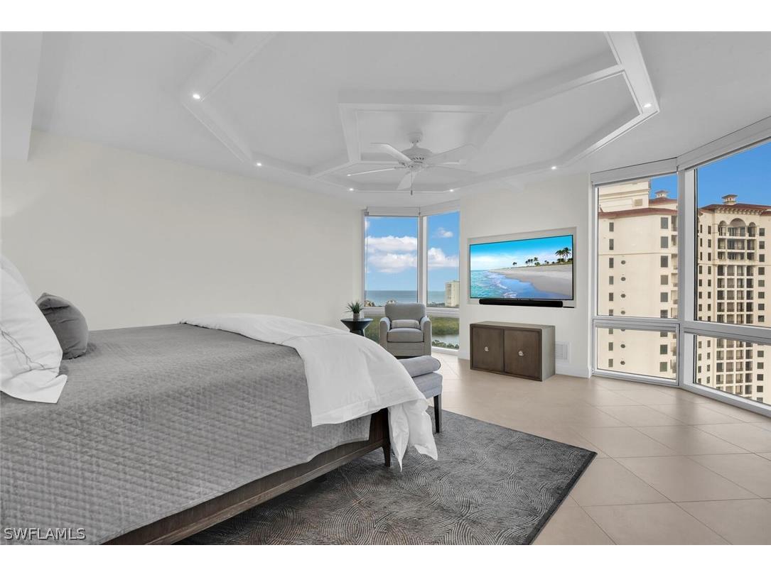 7515 Pelican Bay Boulevard #17D Naples FL 34108 226006943 image19