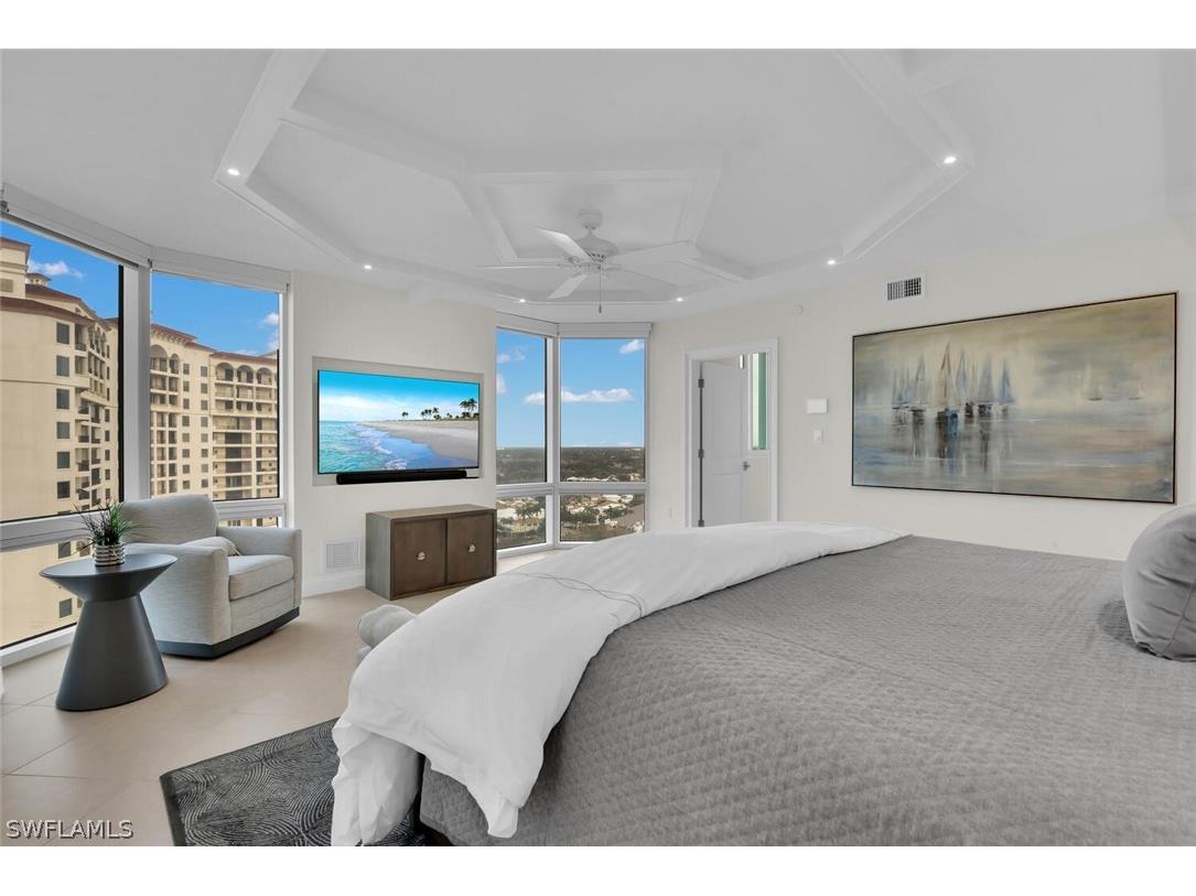 7515 Pelican Bay Boulevard #17D Naples FL 34108 226006943 image20