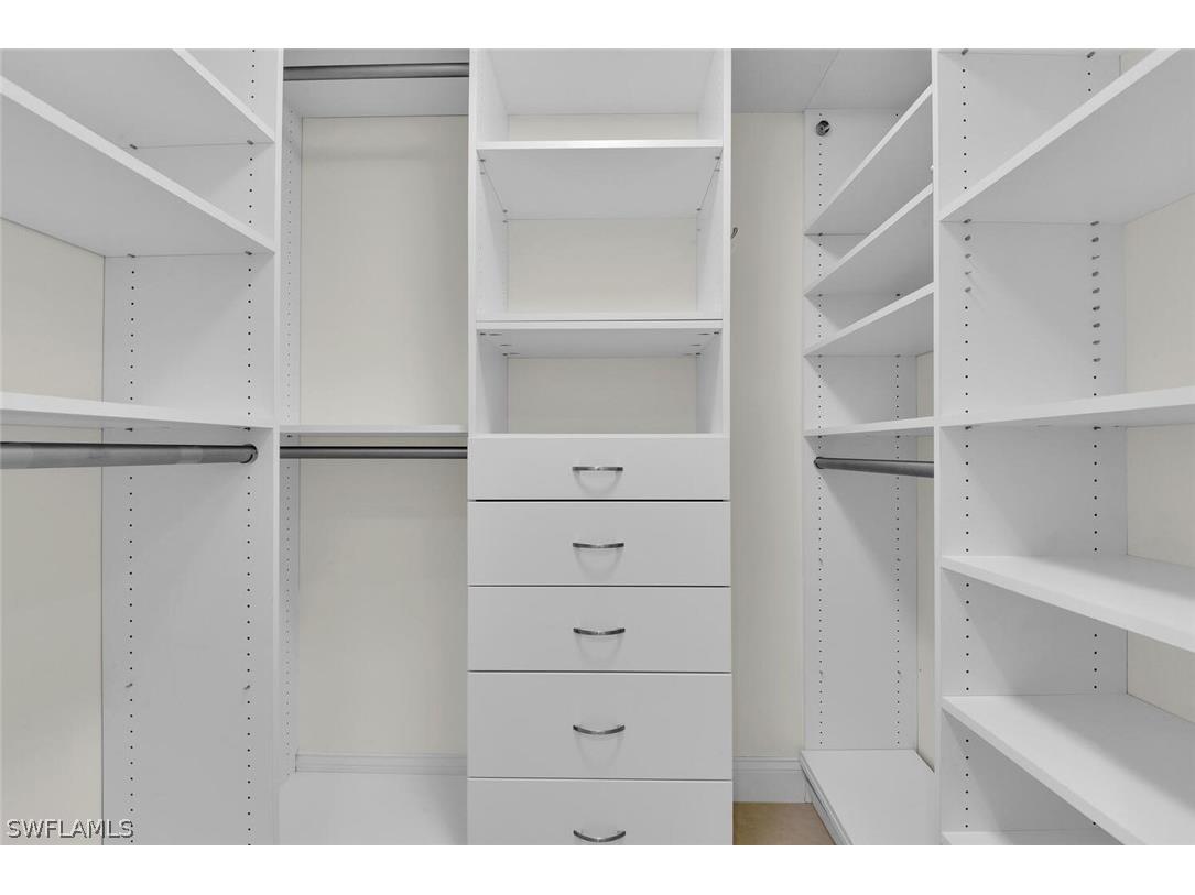 7515 Pelican Bay Boulevard #17D Naples FL 34108 226006943 image21