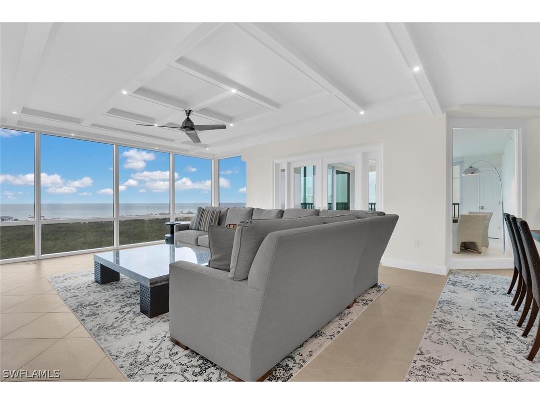 7515 Pelican Bay Boulevard #17D Naples FL 34108 226006943 image3