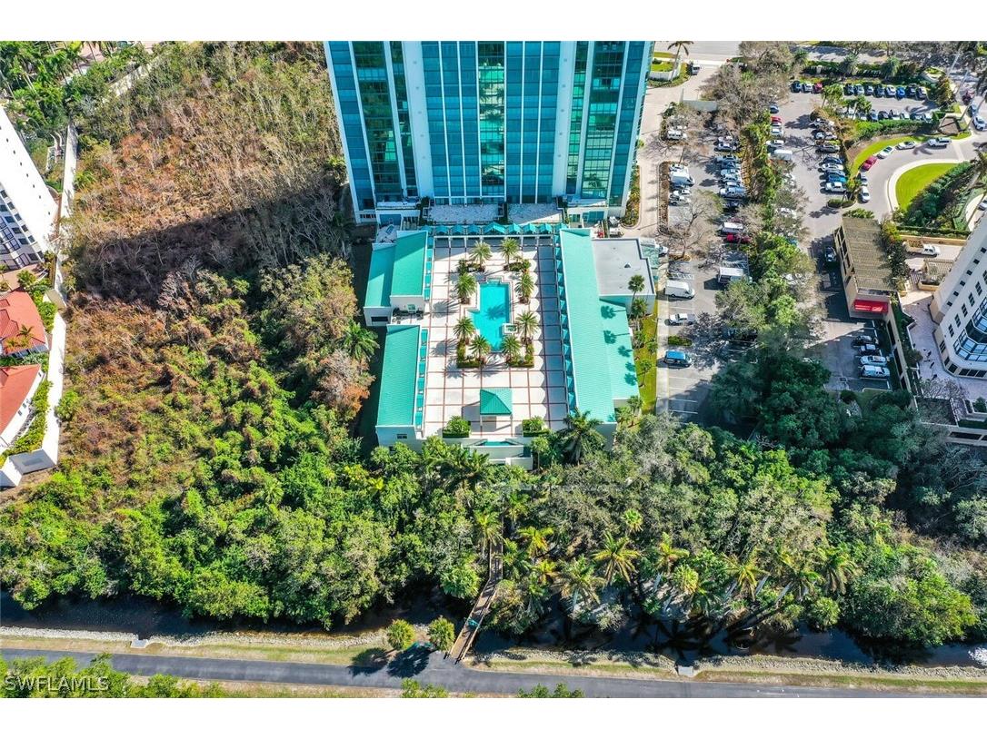7515 Pelican Bay Boulevard #17D Naples FL 34108 226006943 image38