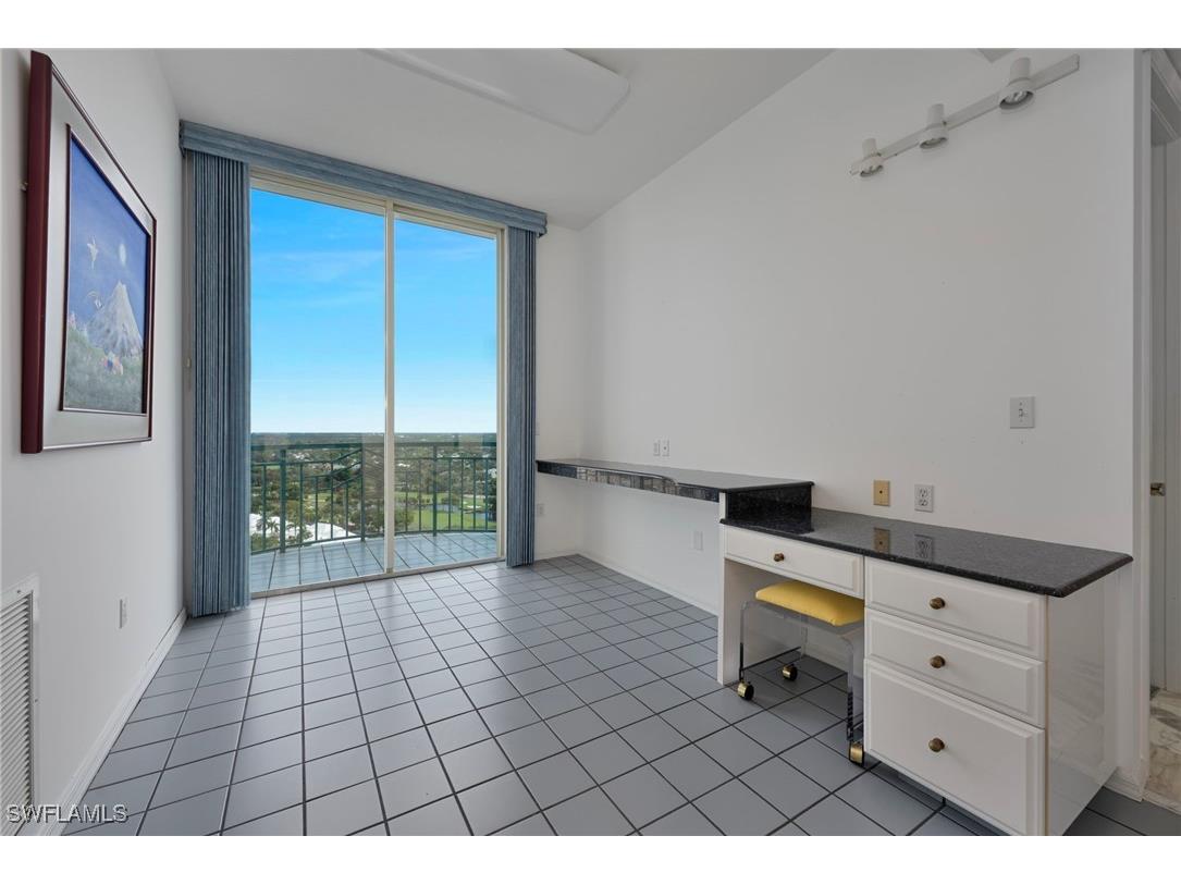 7515 Pelican Bay Boulevard #PH-C Naples FL 34108 225082307 image12