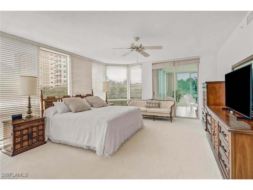 7515 Pelican Bay Boulevard #2A Naples FL 34108 225071804 image7