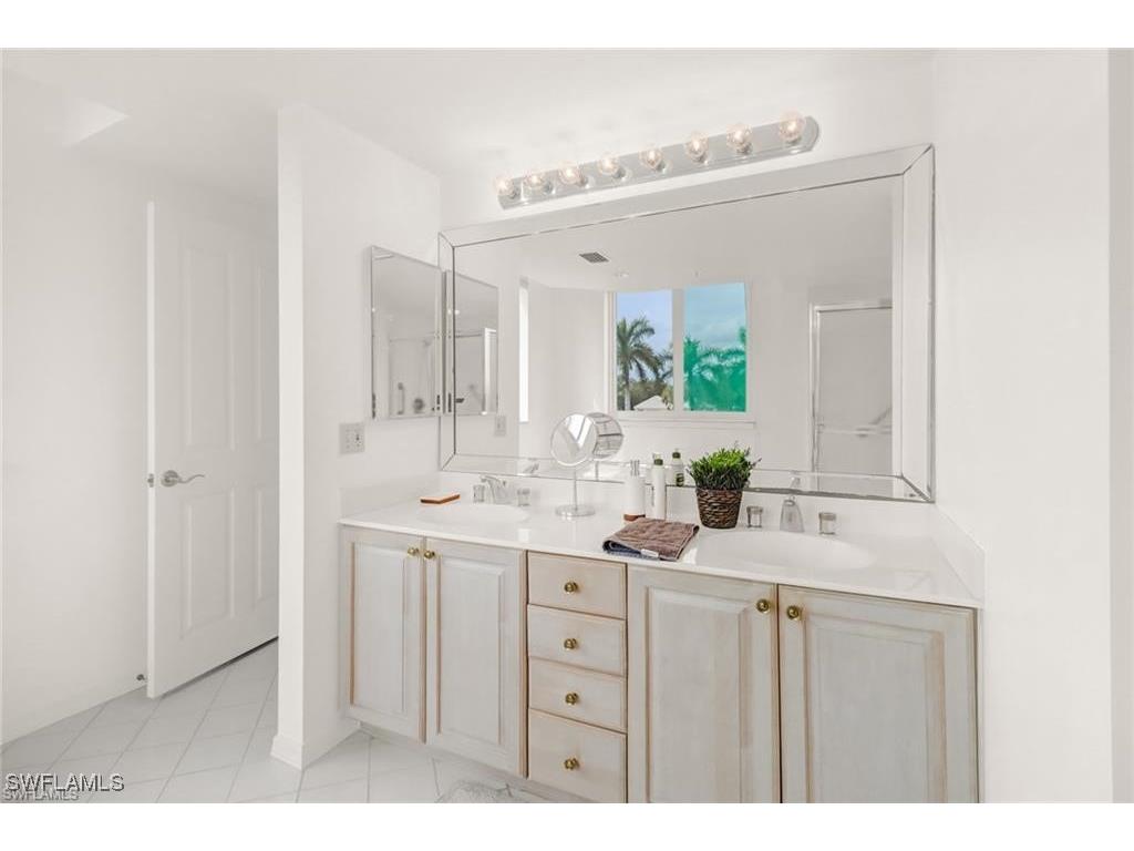 7515 Pelican Bay Boulevard #2A Naples FL 34108 225071804 image8