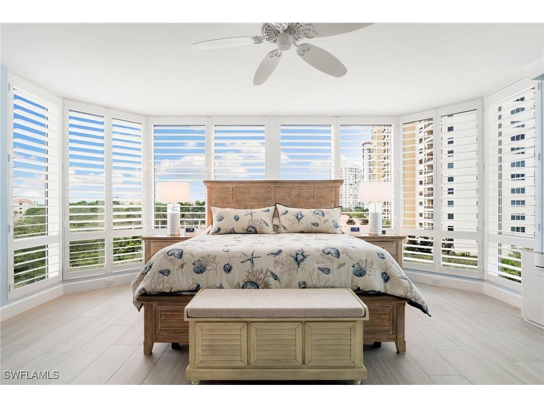 7515 Pelican Bay Boulevard #5A Naples FL 34108 225073026 image14