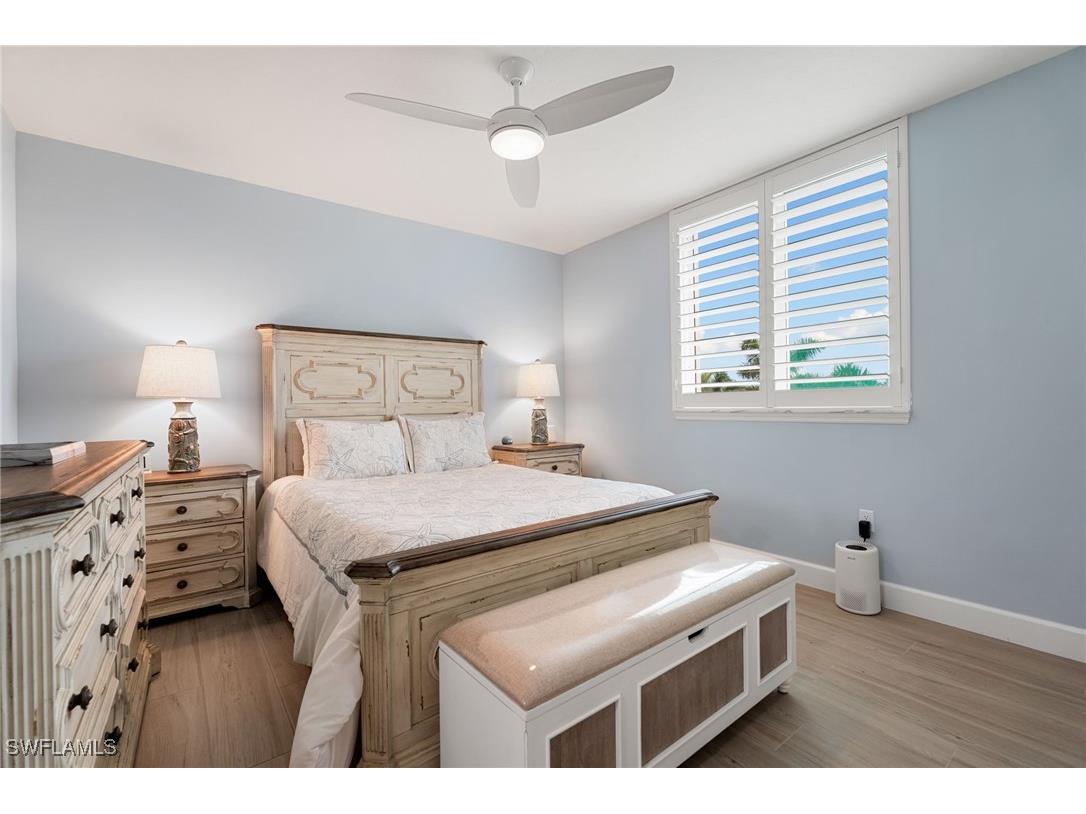 7515 Pelican Bay Boulevard #5A Naples FL 34108 225073026 image20