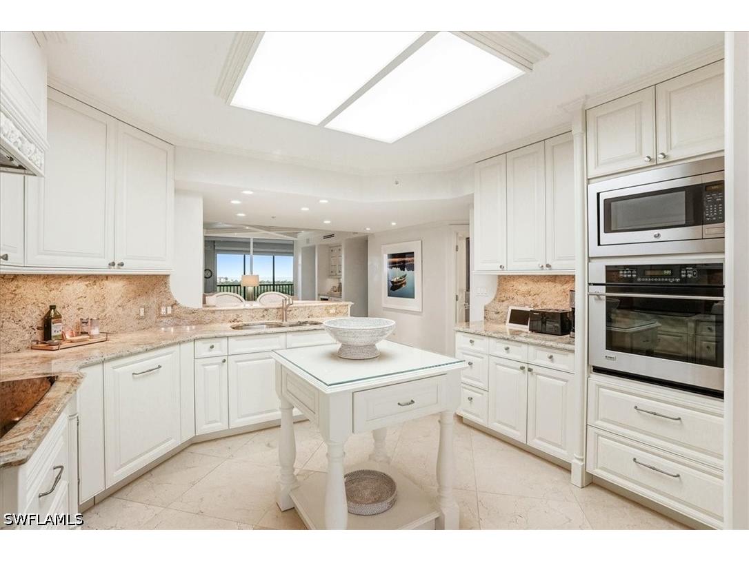 7515 Pelican Bay Boulevard #5C Naples FL 34108 226024932 image16