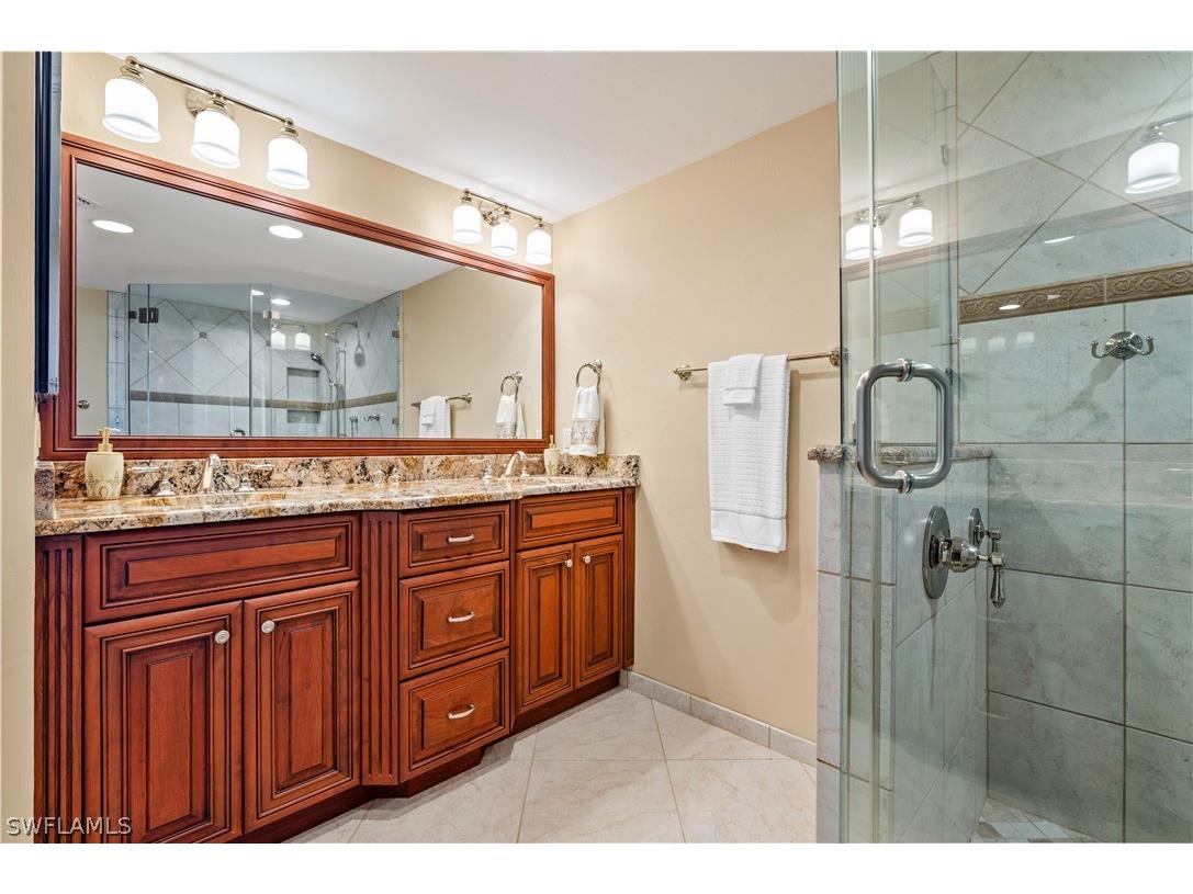 7515 Pelican Bay Boulevard #7B Naples FL 34108 226012622 image23