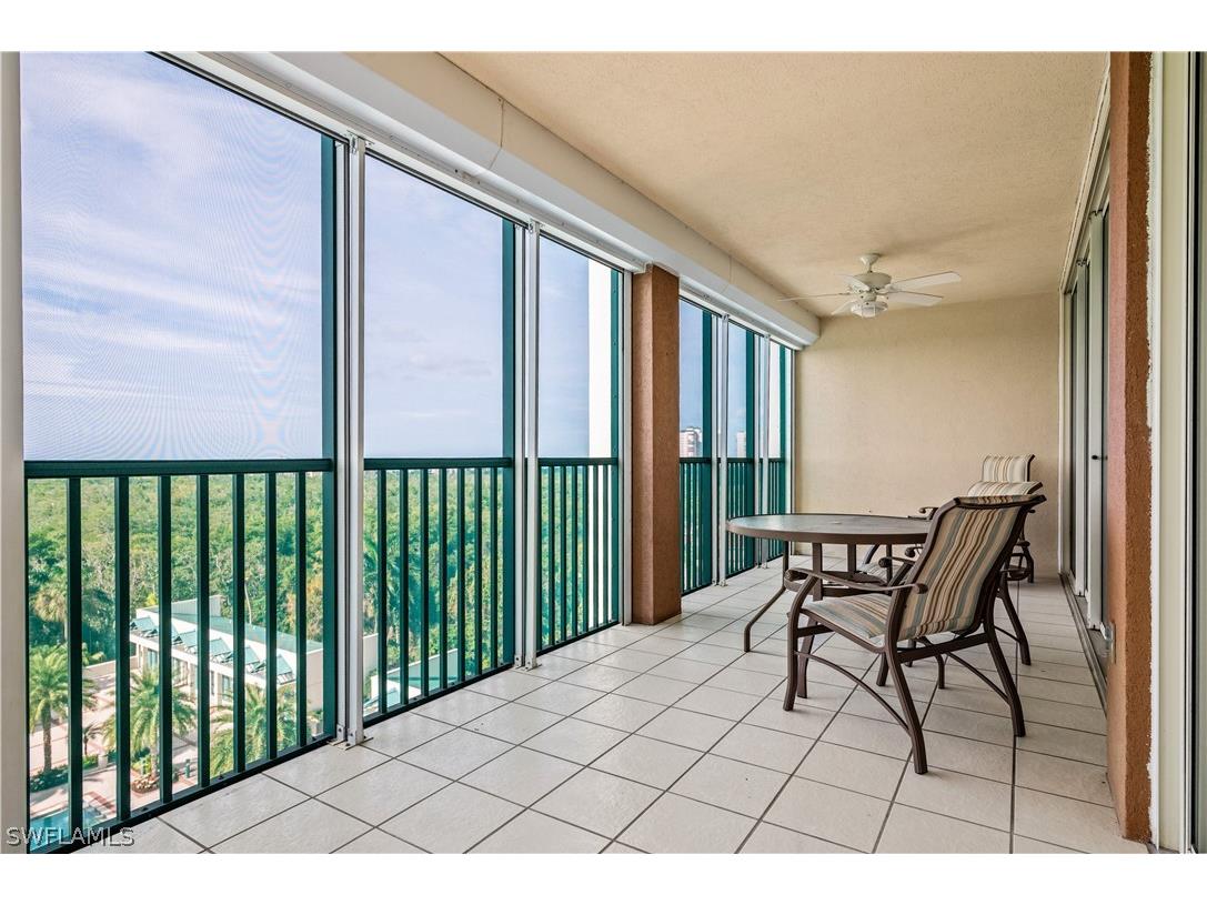 7515 Pelican Bay Boulevard #7B Naples FL 34108 226012622 image3