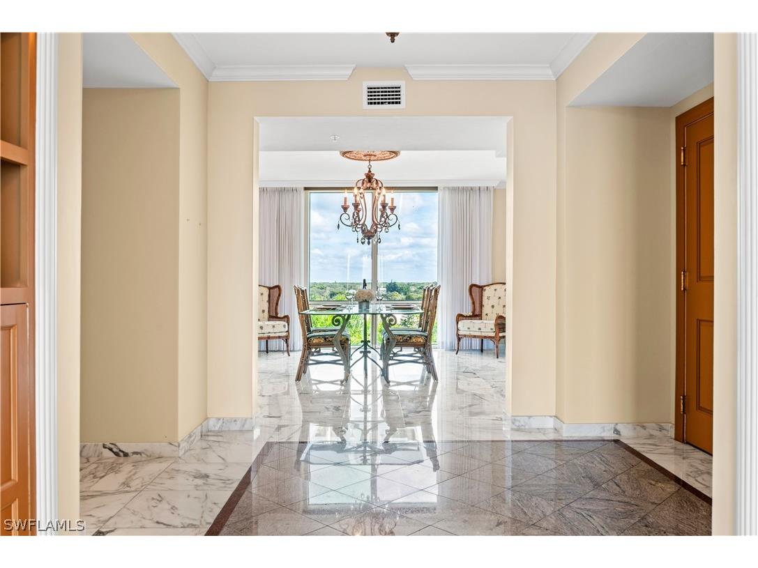 7515 Pelican Bay Boulevard #7B Naples FL 34108 226012622 image5