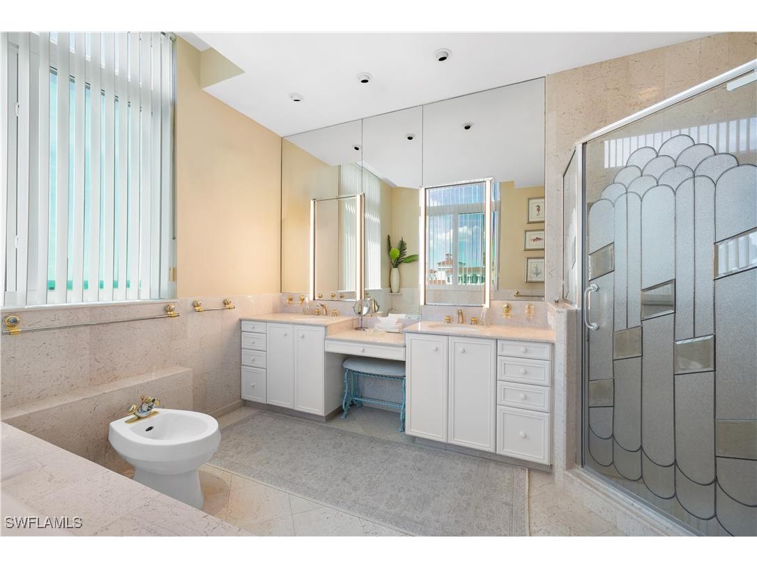 7515 Pelican Bay Boulevard #PH-D Naples FL 34108 225014196 image28