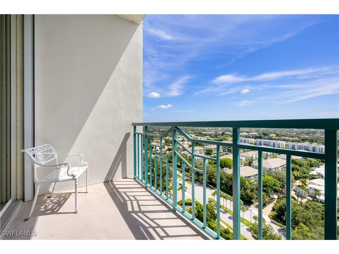 7515 Pelican Bay Boulevard #PH D Naples FL 34108 226000764 image10