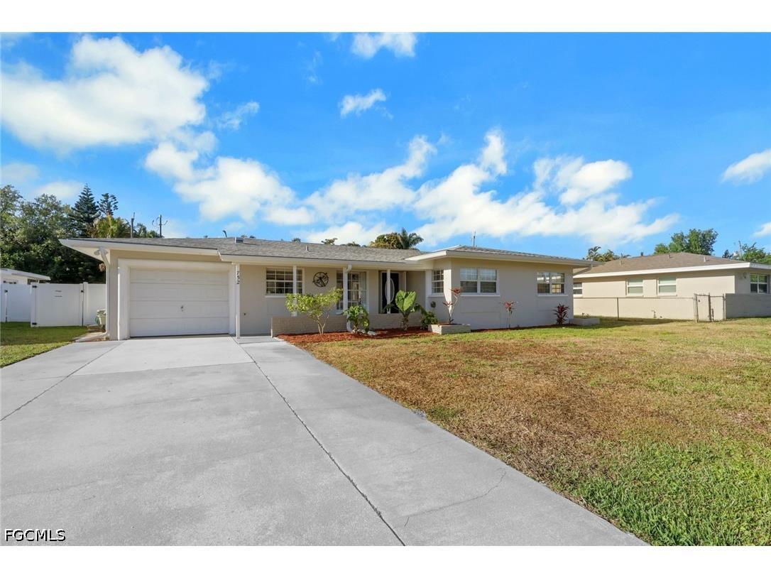 752 Coral Drive Cape Coral FL 33904 2026014941 image1