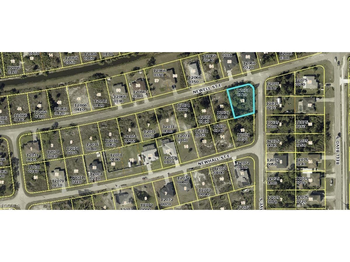 752 Newell Street E Lehigh Acres FL 33974 2025004662 image2