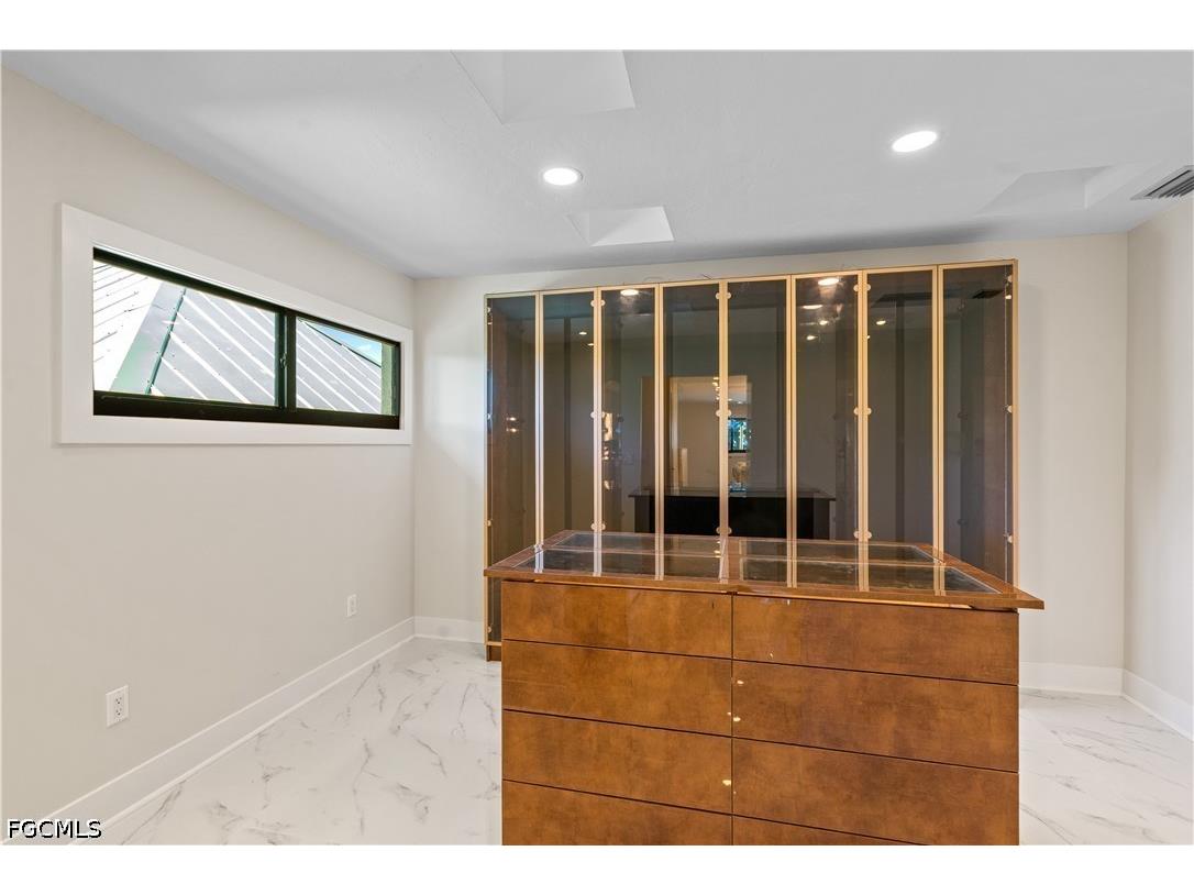 752 Overiver Drive North Fort Myers FL 33903 2026018620 image39