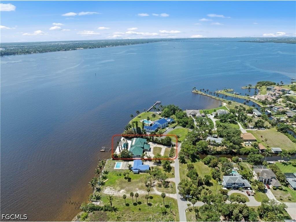 752 Overiver Drive North Fort Myers FL 33903 2026018620 image4