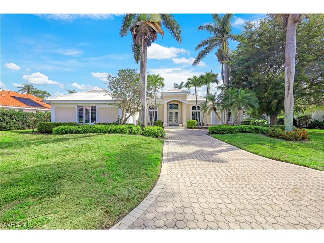 752 Saint Georges Court Naples FL 34110 223023708 image1