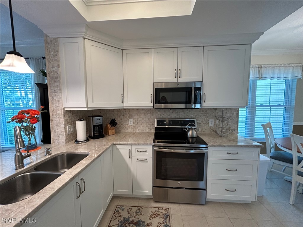 752 Wiggins Lake Drive #102 Naples FL 34110 225070733 image3