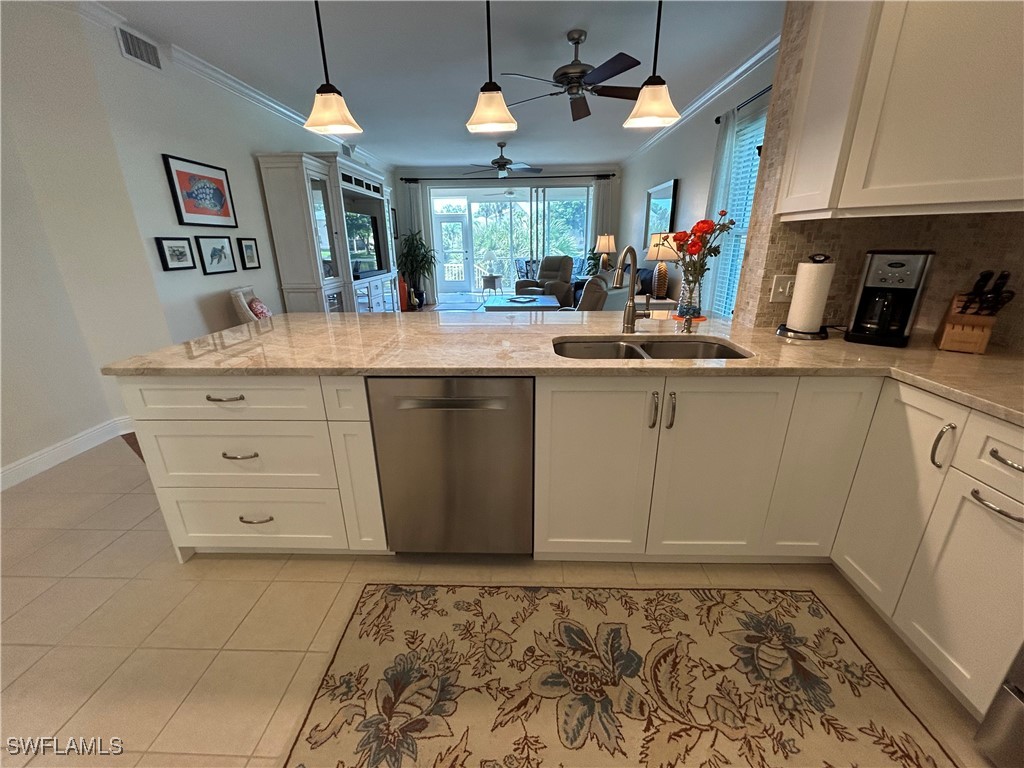 752 Wiggins Lake Drive #102 Naples FL 34110 225070733 image50