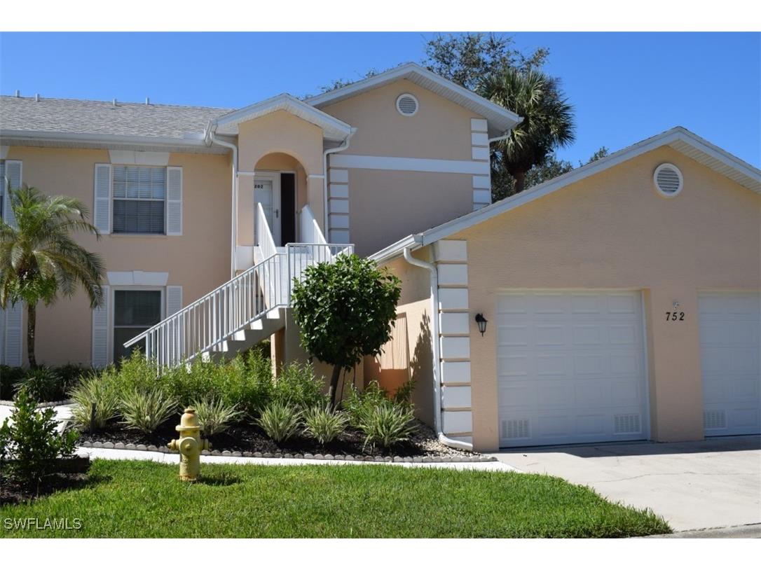 752 Wiggins Lake Drive #102 Naples FL 34110 225070733 image8